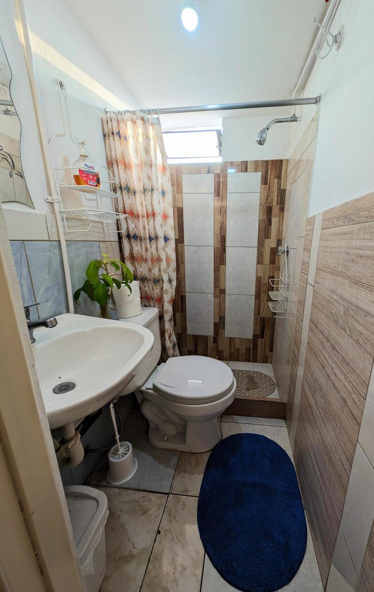 Privado, 2 Habitaciones, Cerca Al Centro De