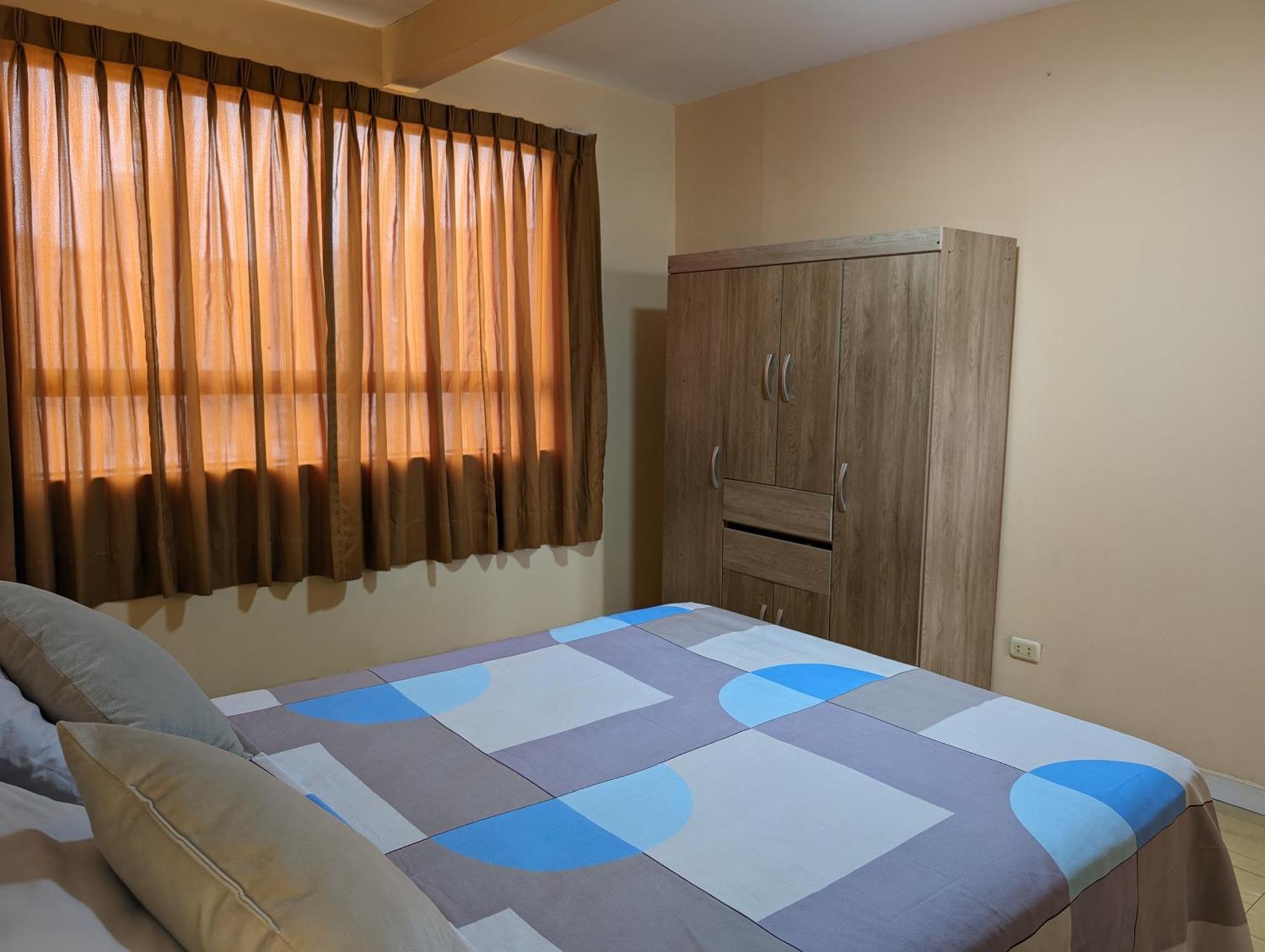 Privado, 2 Habitaciones, Cerca Al Centro De *