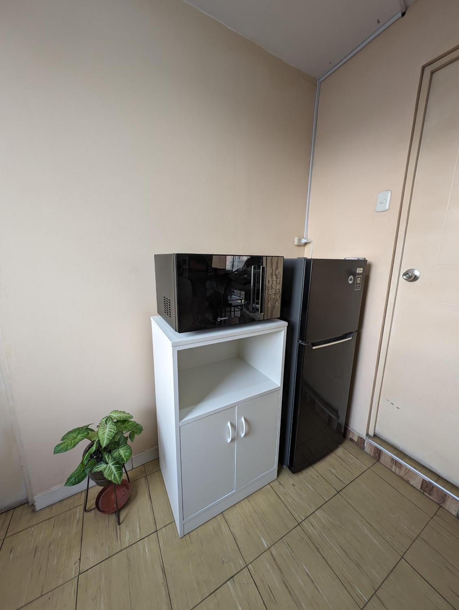Privado, 2 Habitaciones, Cerca Al Centro De Apartment